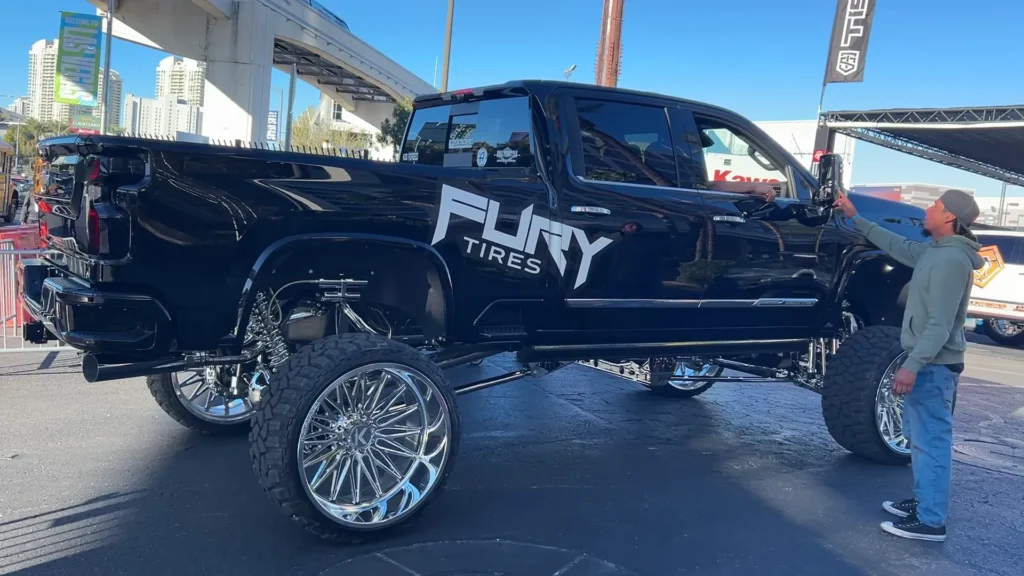 sema show fancy cars with polish wheels (7)