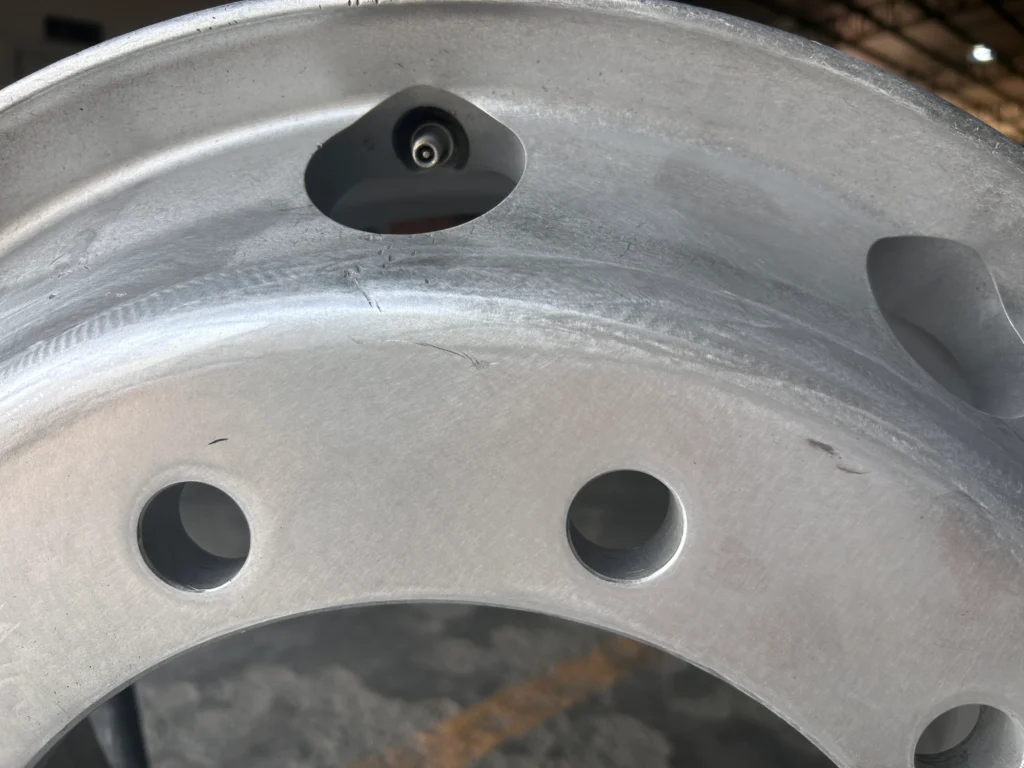 truck wheel polishing